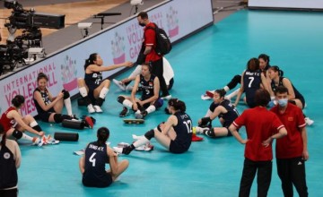 K1体育官方网站-奥运测试赛中国女排3比0胜日本 12人大名单出炉？